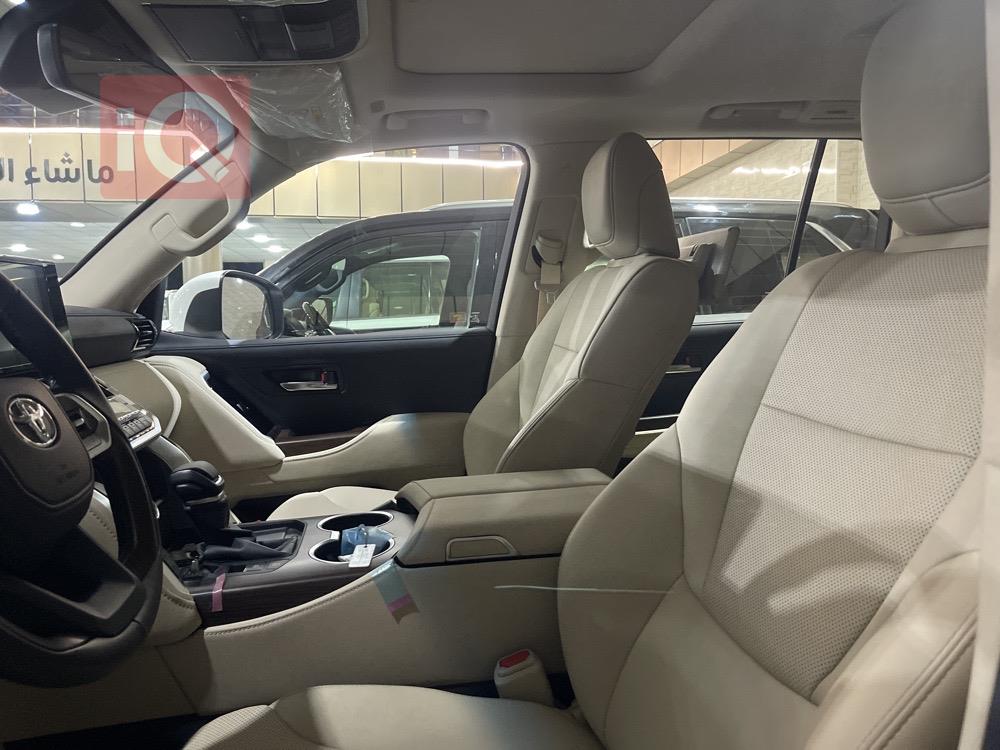 تويوتا لاندكروزر